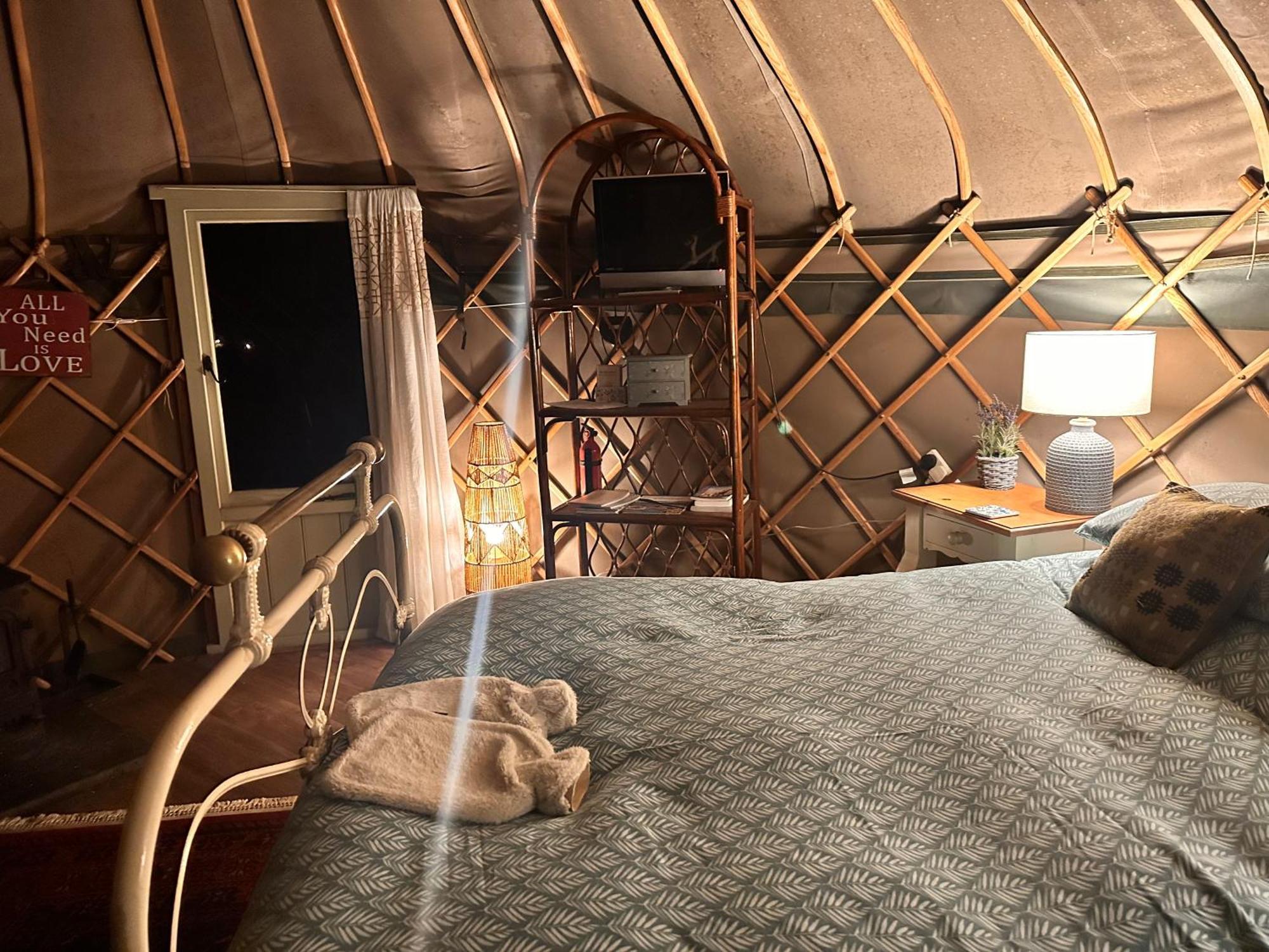 Sunbank Yurt Hotel Llangollen Exterior photo